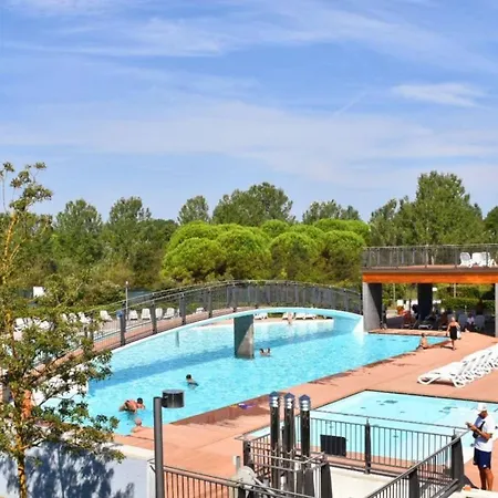 Apartman Stunning With Shared Pool *
