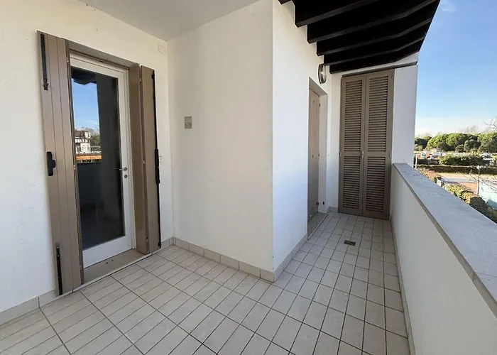 Stunning With Shared Pool *