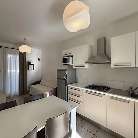 Stunning With Shared Pool Lejlighed Bibione