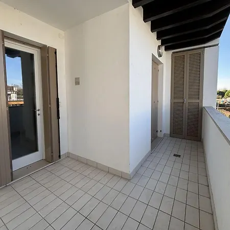 Stunning With Shared Pool *